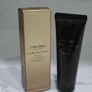 New Shiseido Future Solution LX Extra Rich Cleansing Foam - 50 ml 1.8 oz